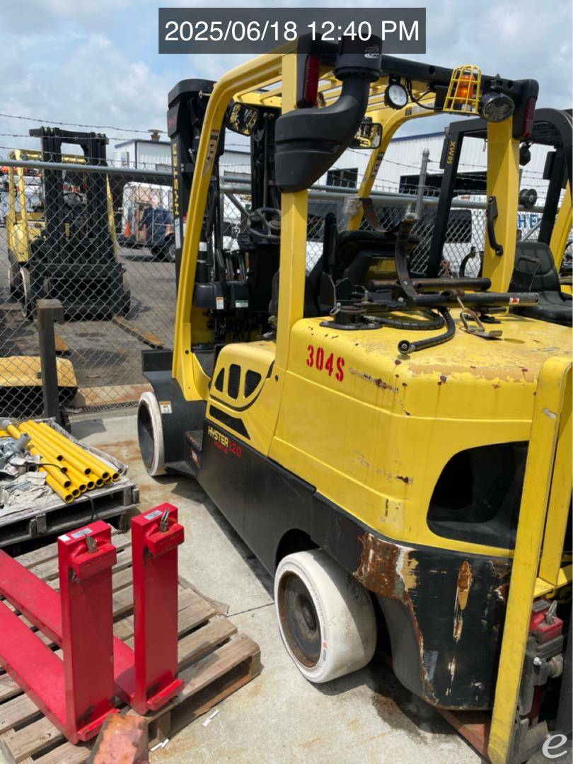 2019 Hyster S120FT