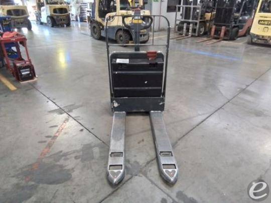 2018 Unicarriers WLXT2W7S22V Electric Forklift - 123Forklift