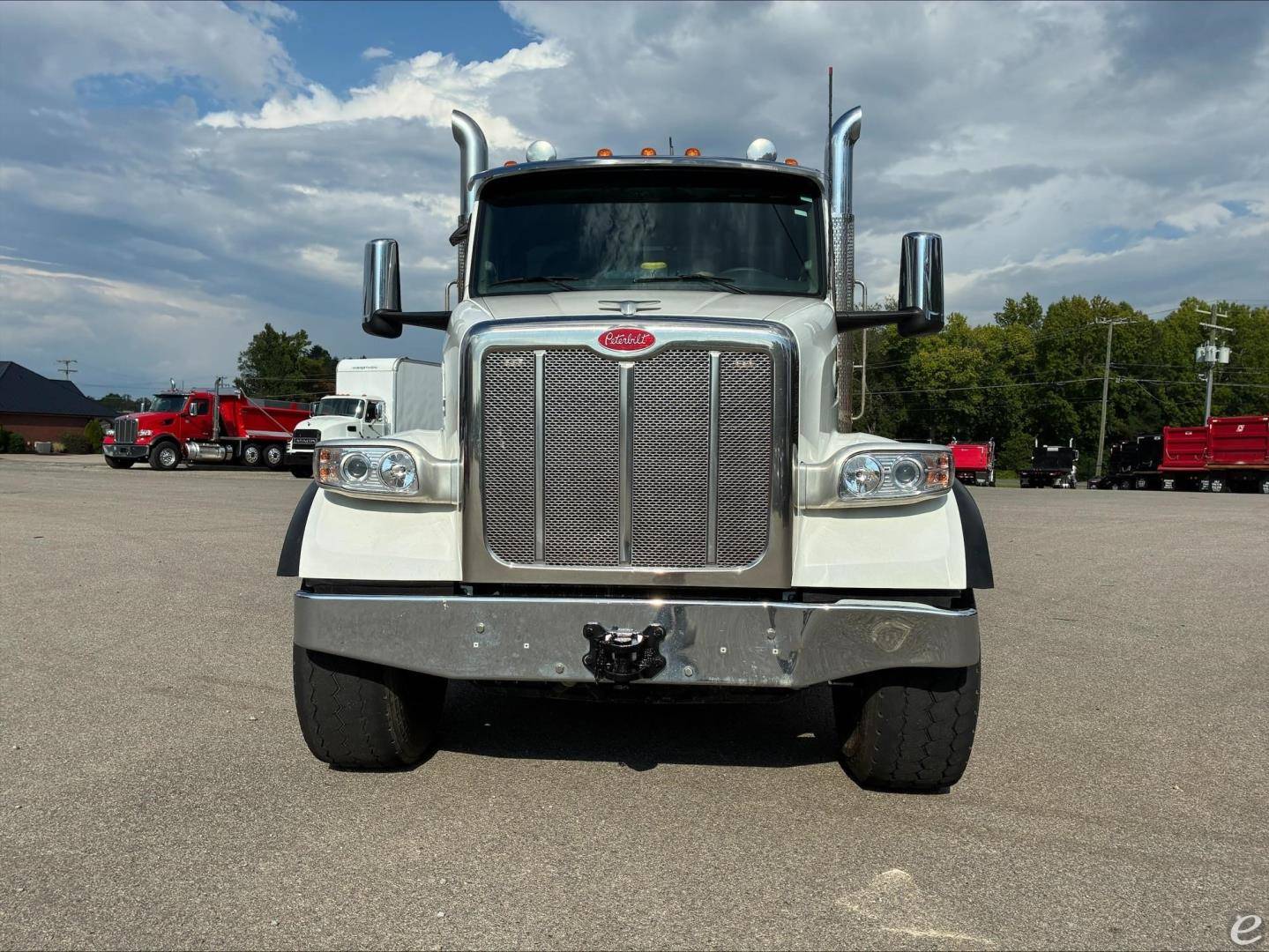 2025 Peterbilt 567