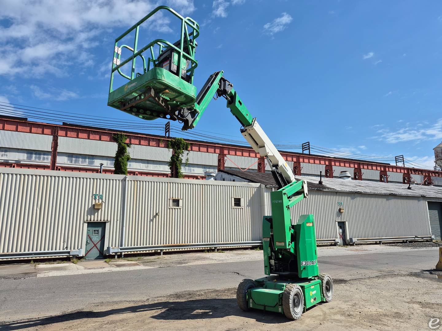 2015 JLG E300AJP