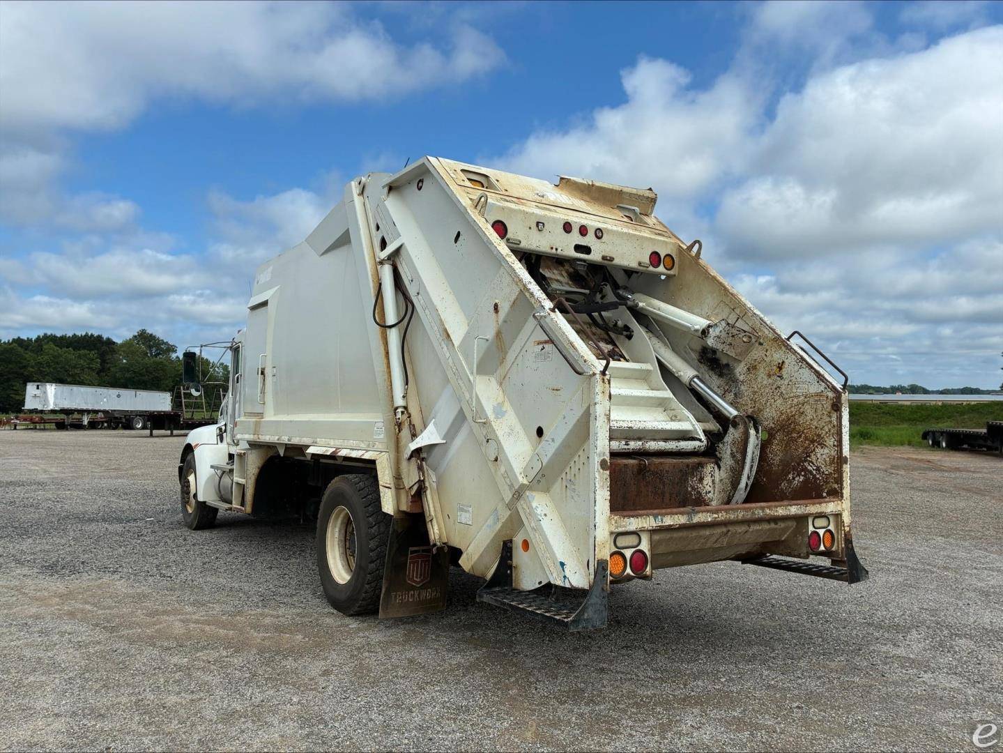 2020 Kenworth T370