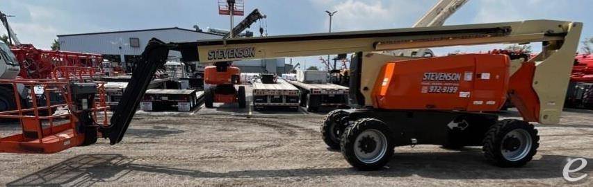 2014 JLG 800AJ
