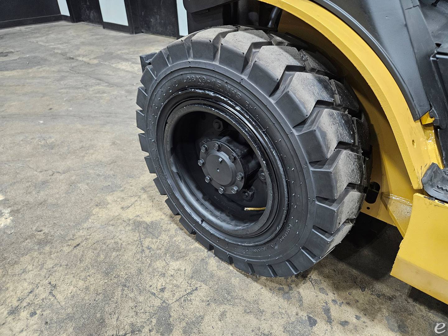 2017 Cat FG33N