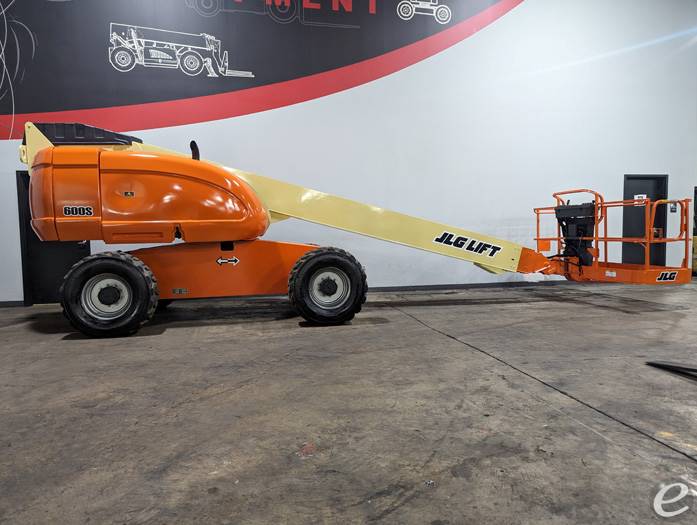 2008 JLG 600S