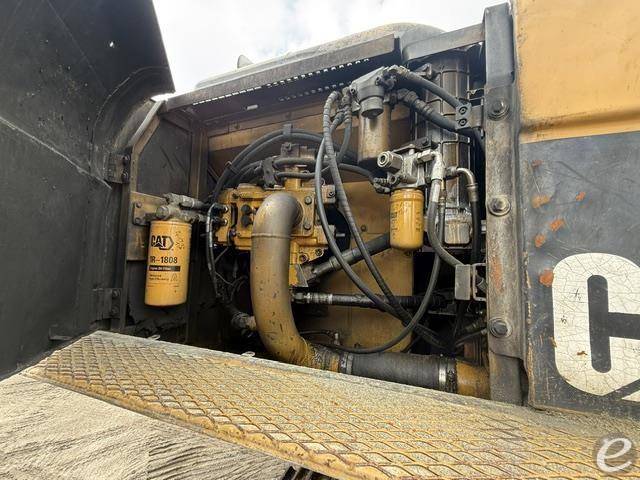 2006 Cat 330CL