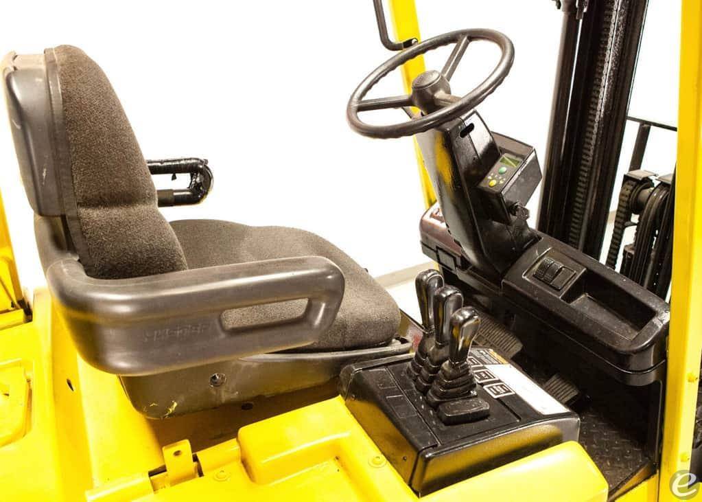 2013 Hyster E50XM