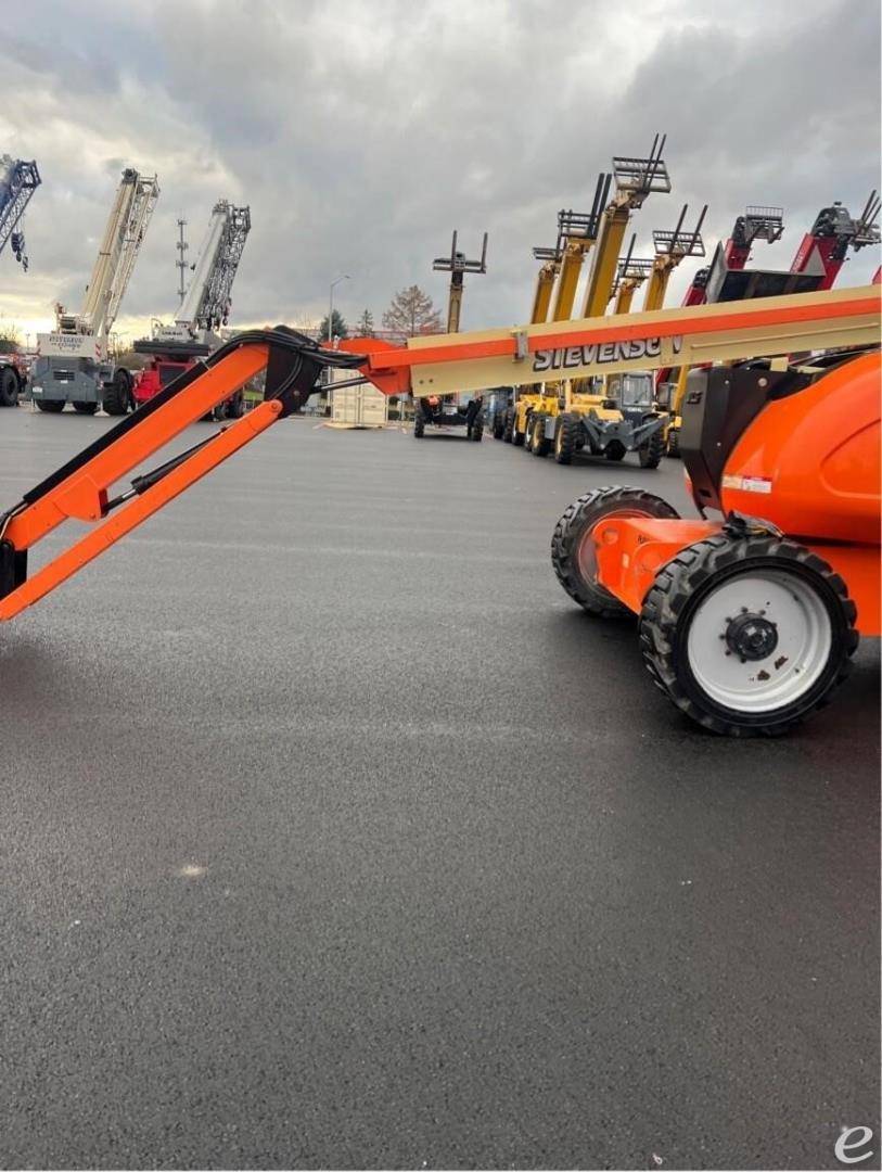 2015 JLG 600AJ
