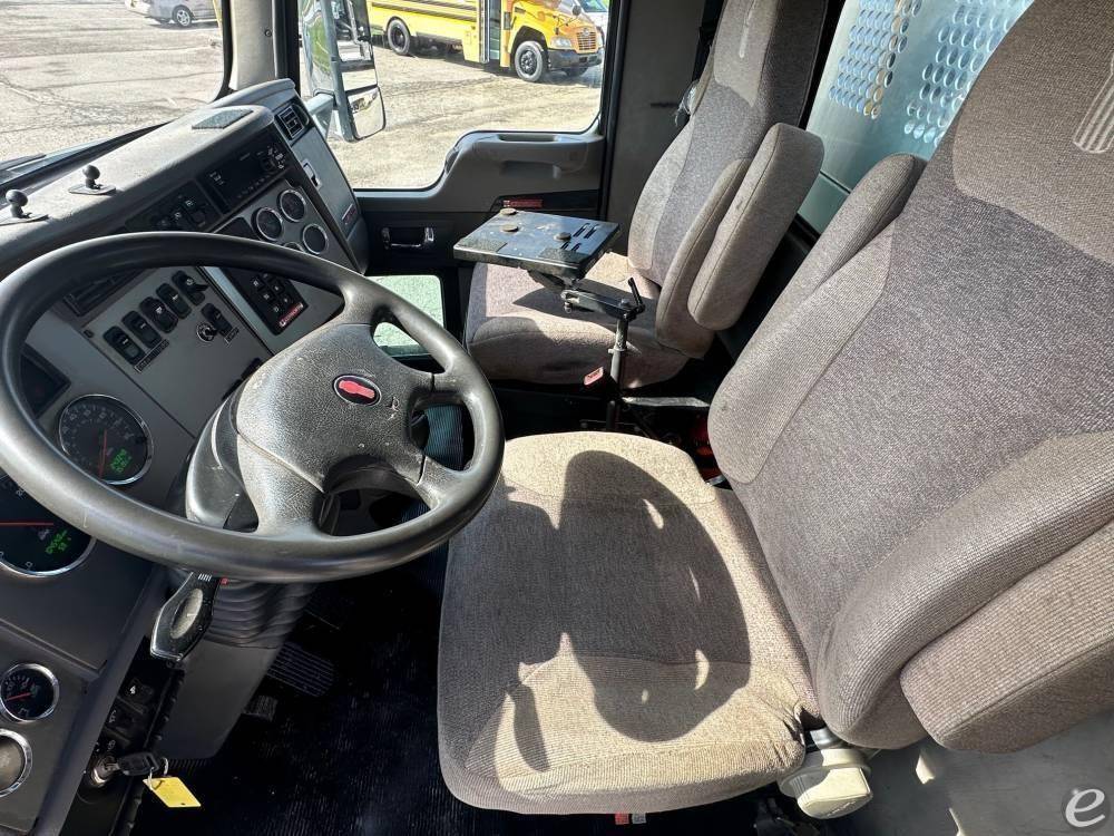 2017 Kenworth T270