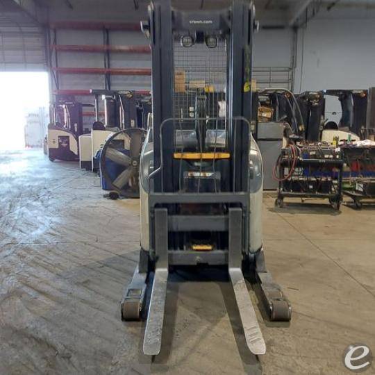 2019 Crown RR5725-45