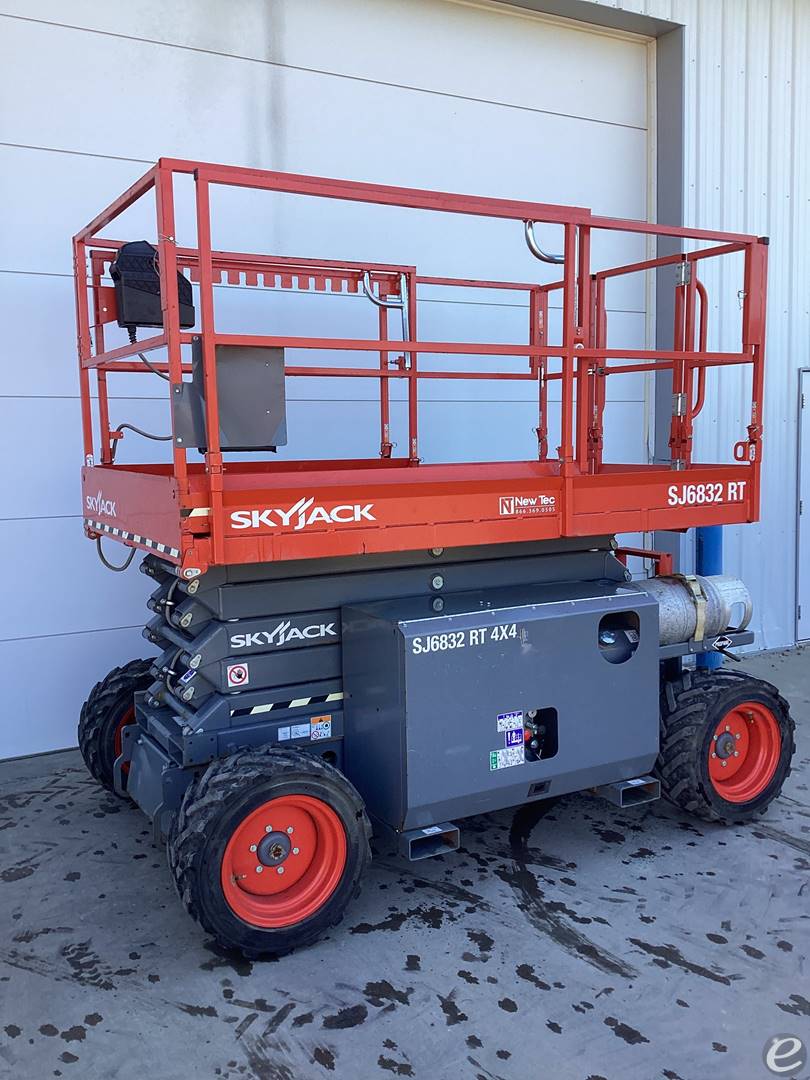 2023 Skyjack SJ6832RT-A