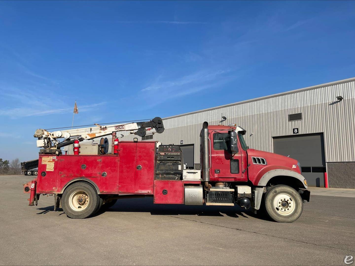 2011 Mack GRANITE GU712