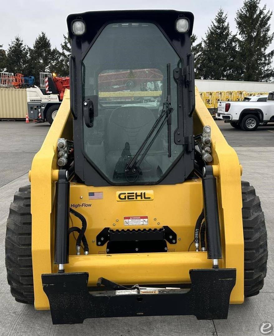 2024 Gehl V330