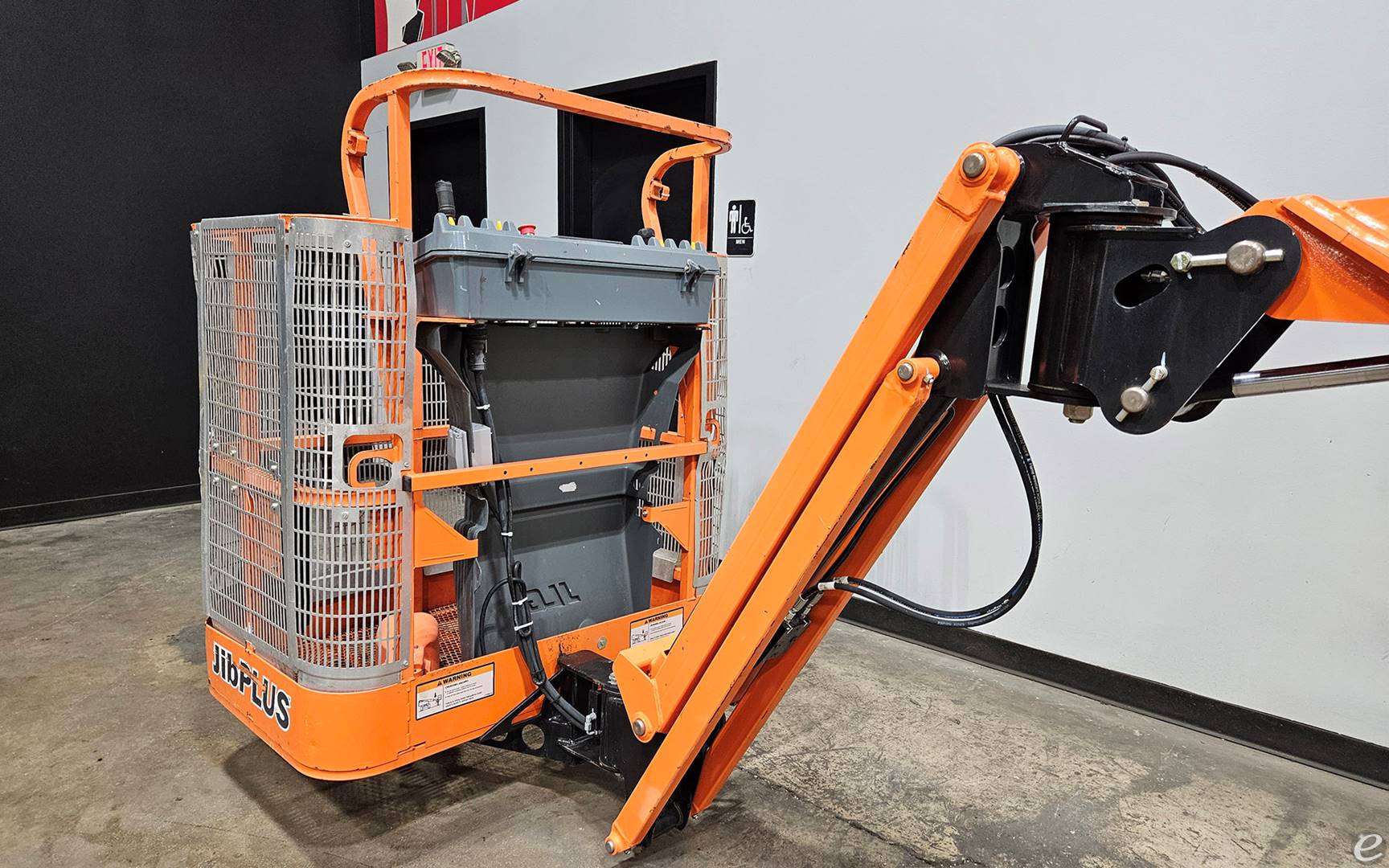 2016 JLG M400AJPN