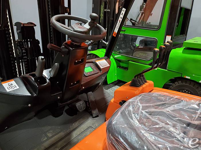 2026 Viper Lift Trucks FB25