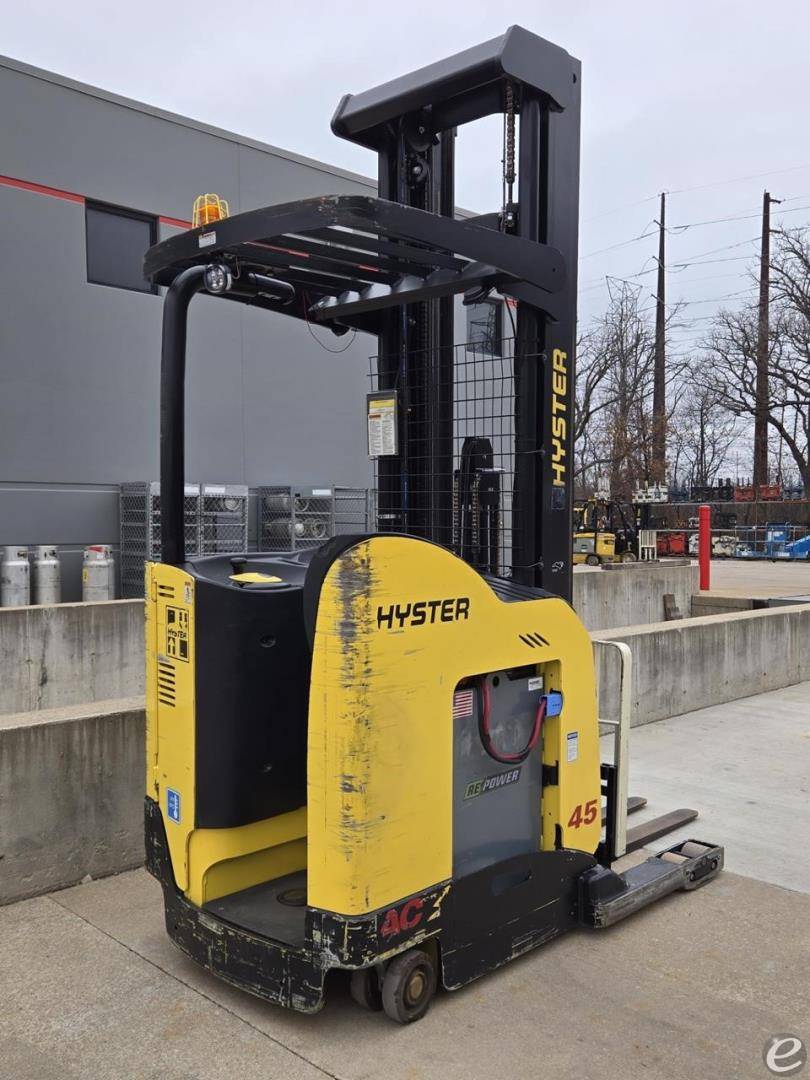 2017 Hyster N45ZR2 Electric Reach Truck - 123Forklift