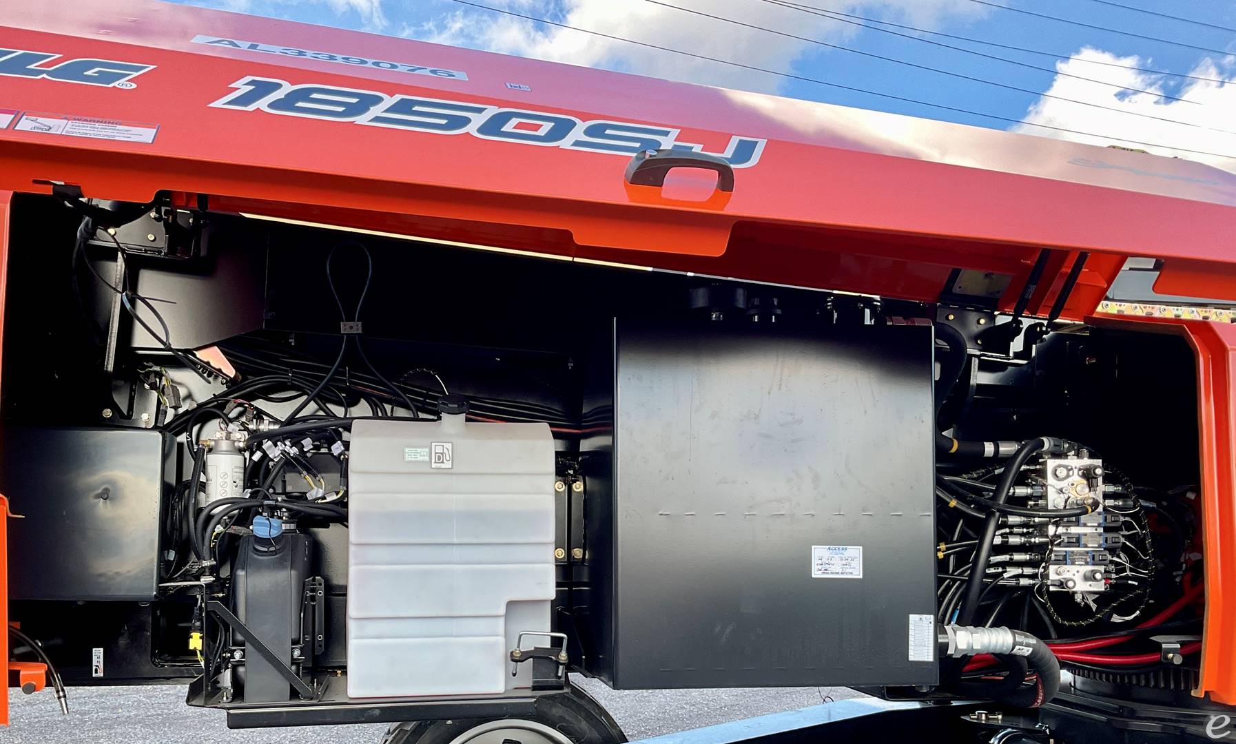 2025 JLG 1850SJP