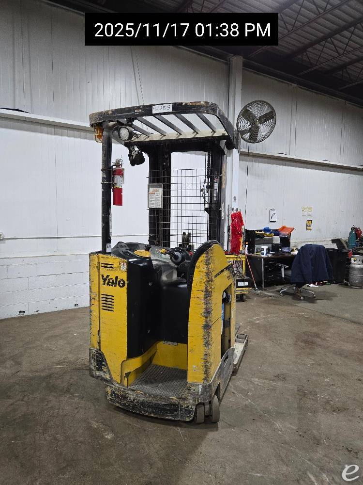 2018 Yale NR045EB