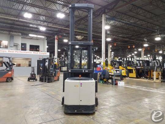 2021 Crown SP3530-30 Electric Order Picker - 123Forklift