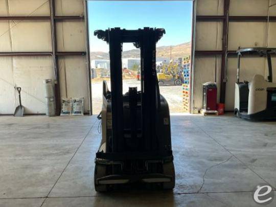 2021 Crown RC5555-40