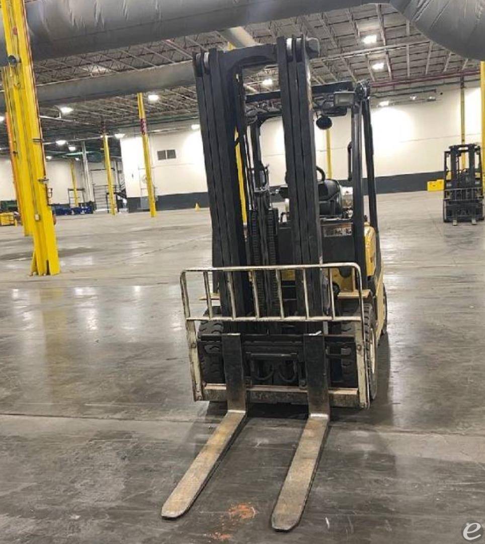 2011 Yale GLP050VX