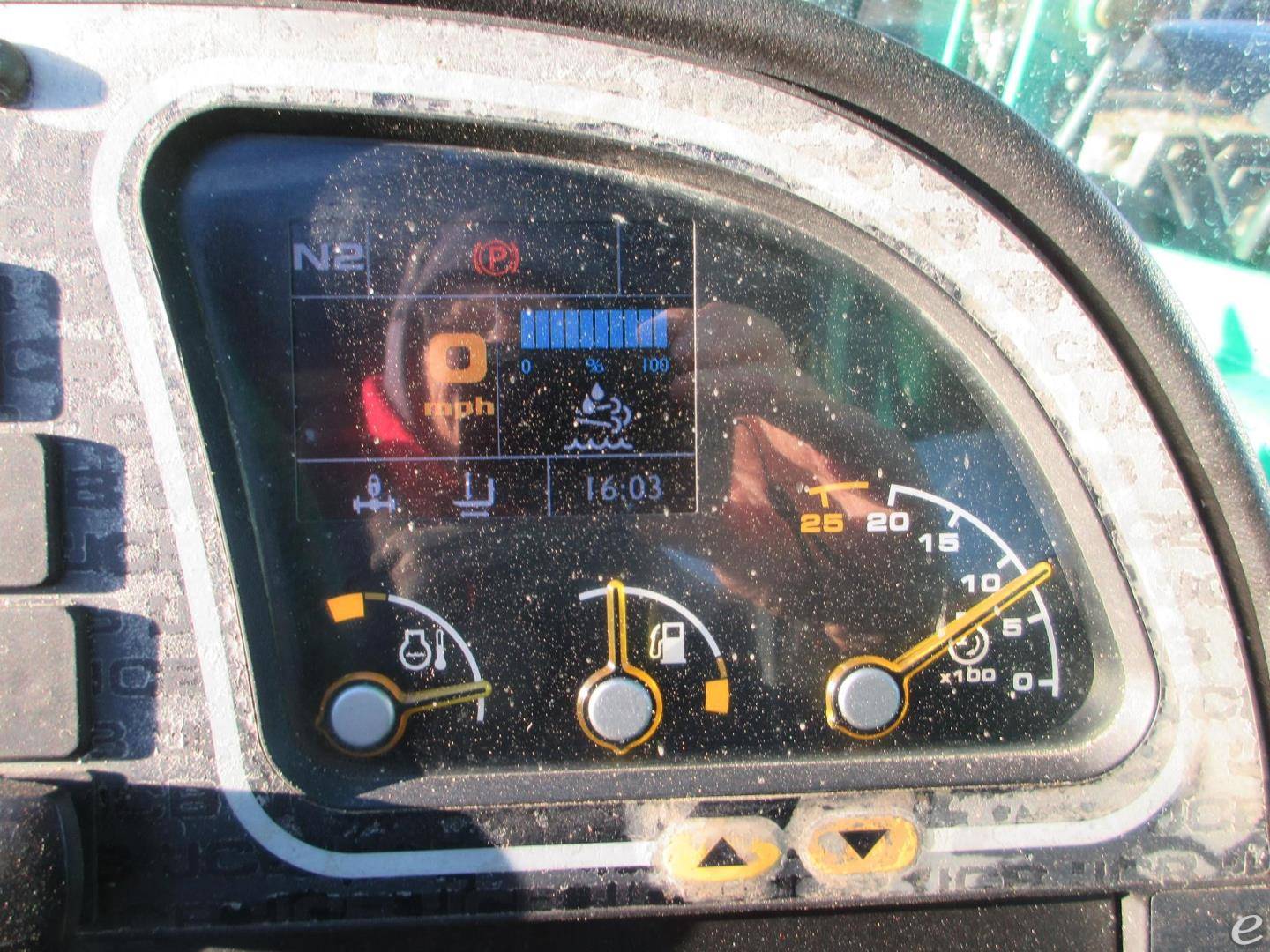 2015 JCB 512-56