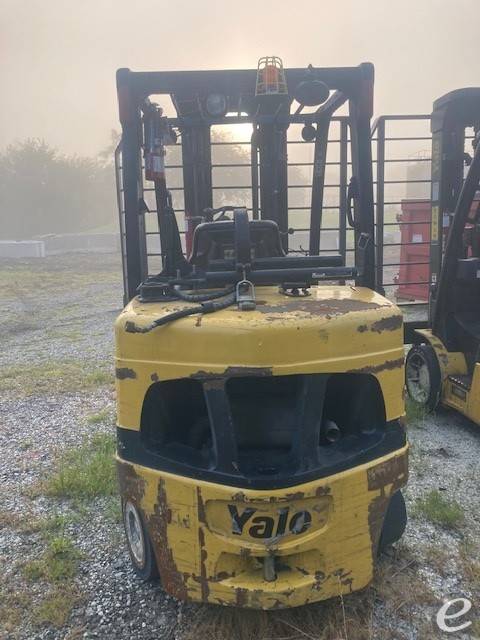 2017 Yale GLC080VX