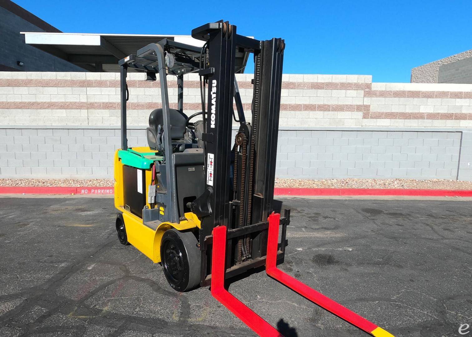 2012 Komatsu FB25SHU-6 Electric Forklift - 123Forklift