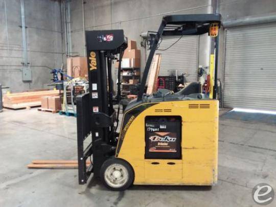 2017 Yale ESC030 Electric Forklift - 123Forklift