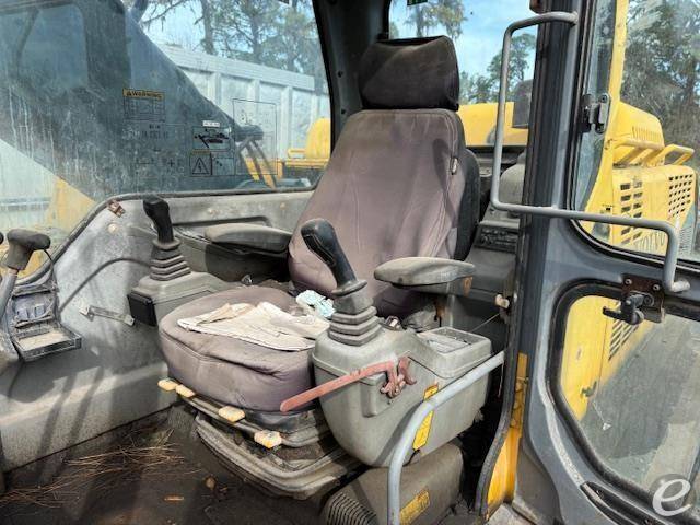 2006 Volvo EC330B LC
