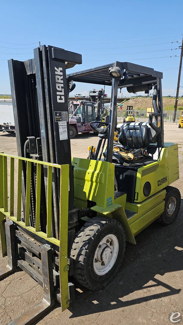 1992 Clark GPS25MC
