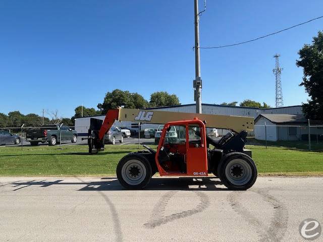 2012 JLG G6-42A