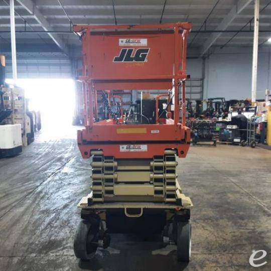 2016 JLG 3246ES