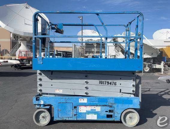 2016 Genie GS-3246 Electric Scissor...