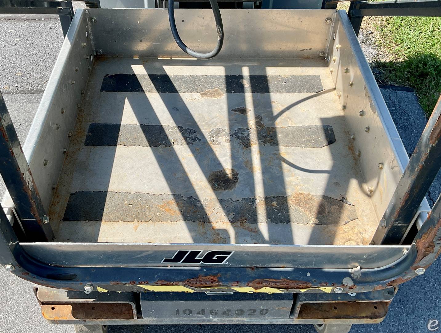 2016 JLG 20MVL