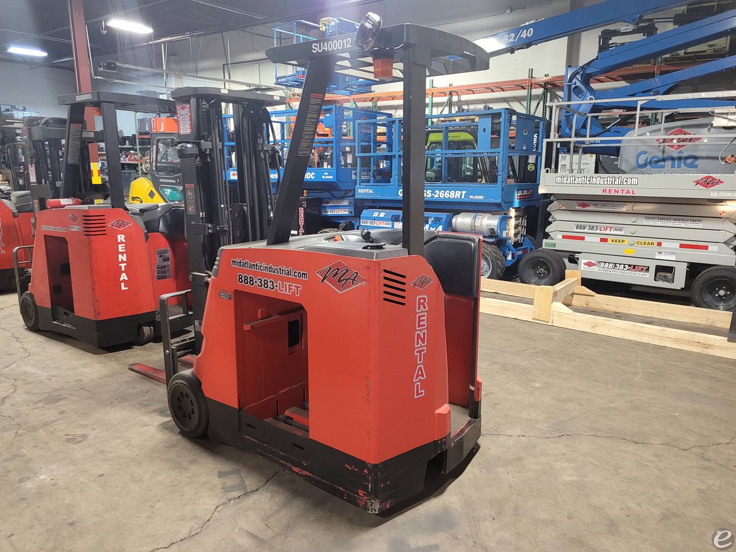 2009 Raymond 420-C40-TT Electric Forklift - 123Forklift