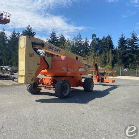 2017 JLG 800AJ