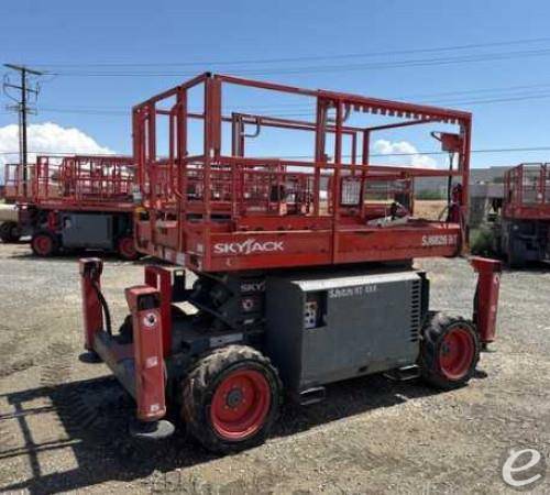 2016 Skyjack SJ6826RT