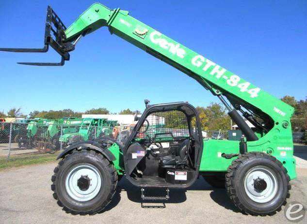 2015 Genie GTH844 Diesel Telehandle...