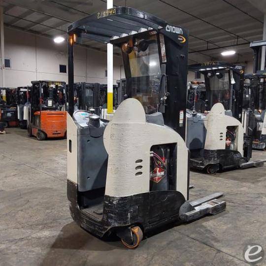 2016 Crown RR5725-45