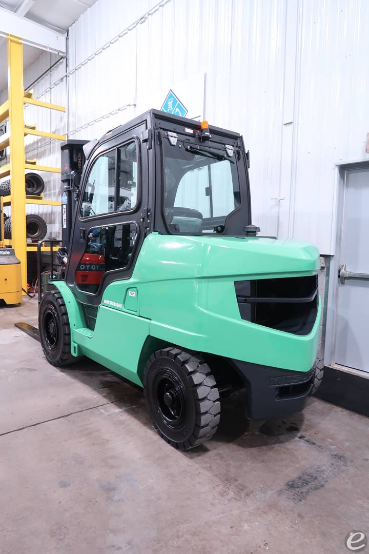 2015 Mitsubishi FD50CN1 Diesel Forklift - 123Forklift