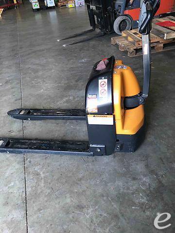 2019 Big Joe D40-27X48 Electric For...