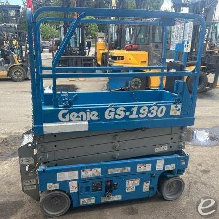 2017 Genie GS1930