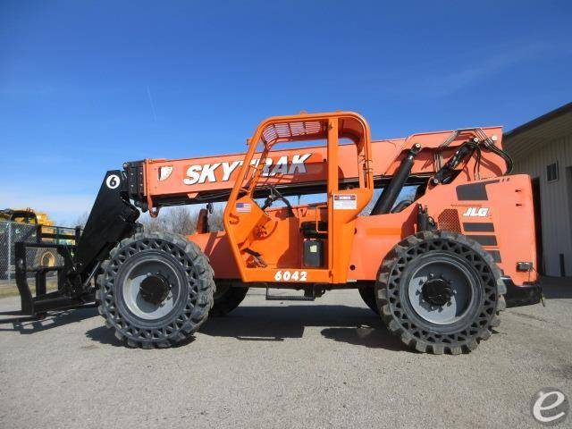 2016 JLG 6042