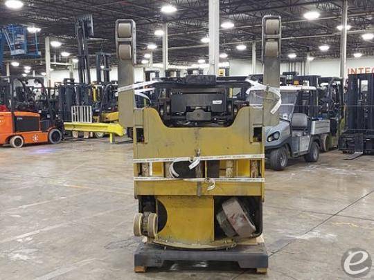 2015 Yale NR045 Electric Reach Truck - 123Forklift