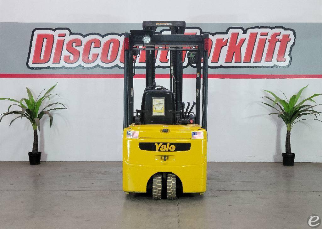 2019 Yale ERP040VT