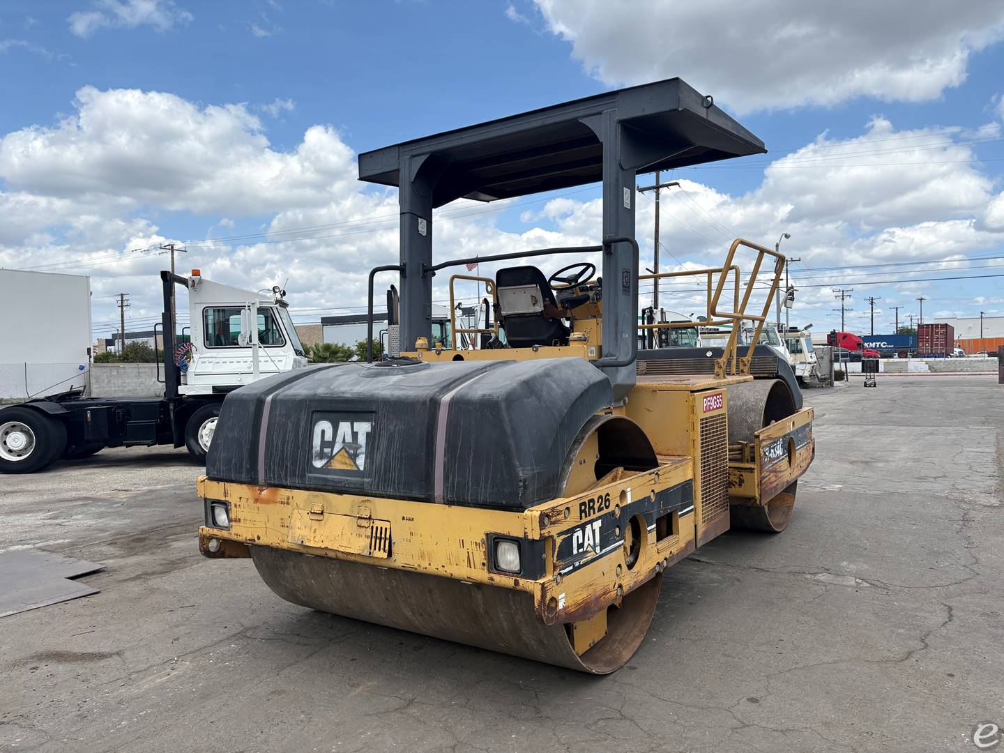 2001 Cat CB-634C