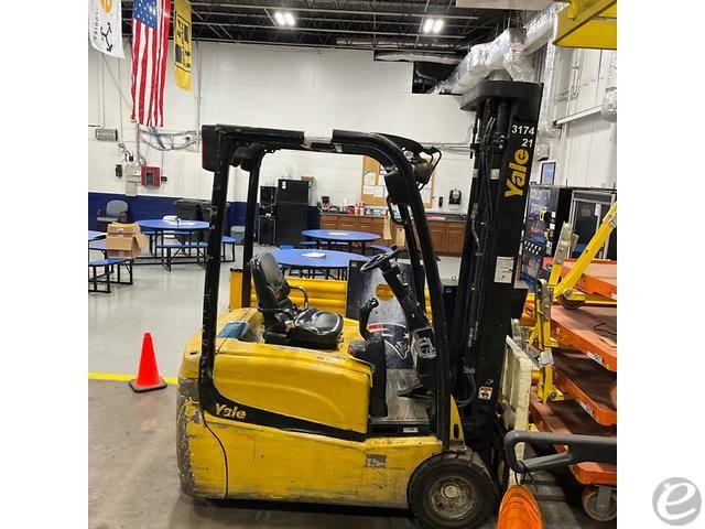 2018 Yale ERP040VT