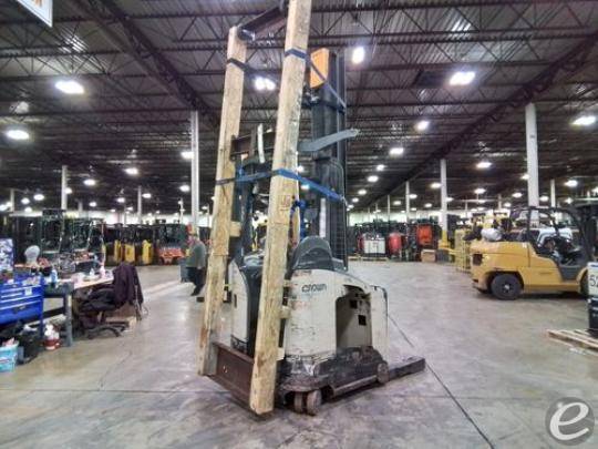 2013 Crown RM6095S-45