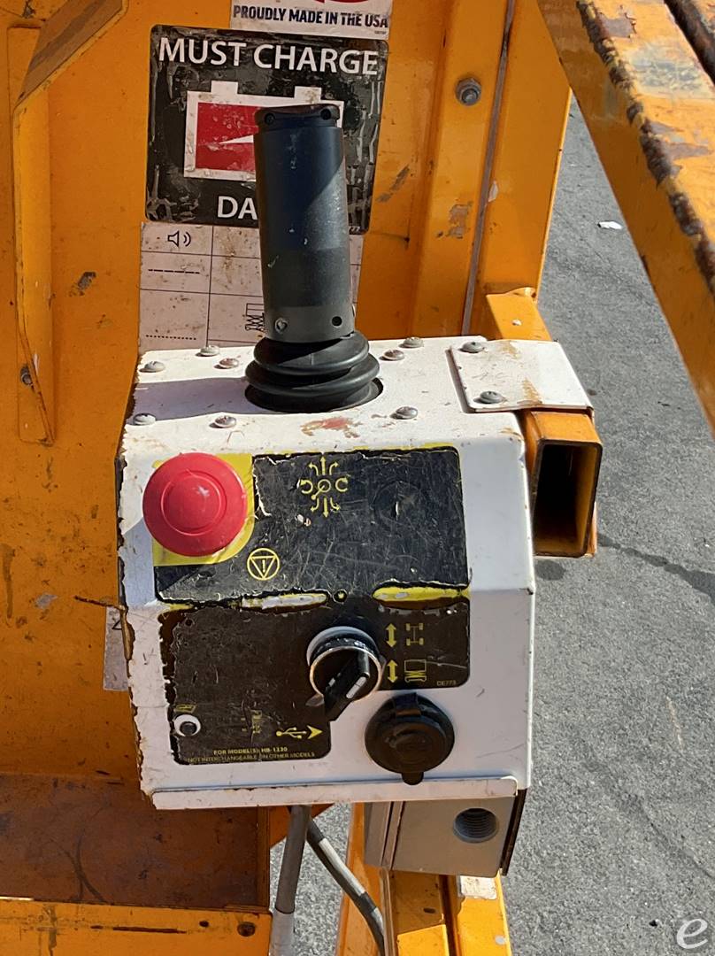 2017 Hy-Brid Lifts HB1230S3