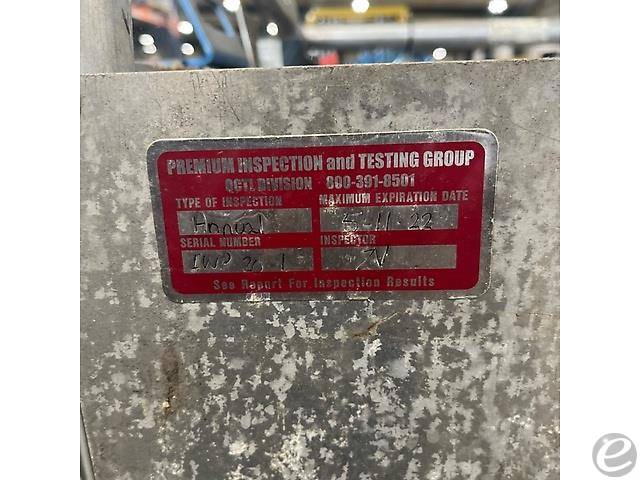 2013 Genie IWP-20SDC